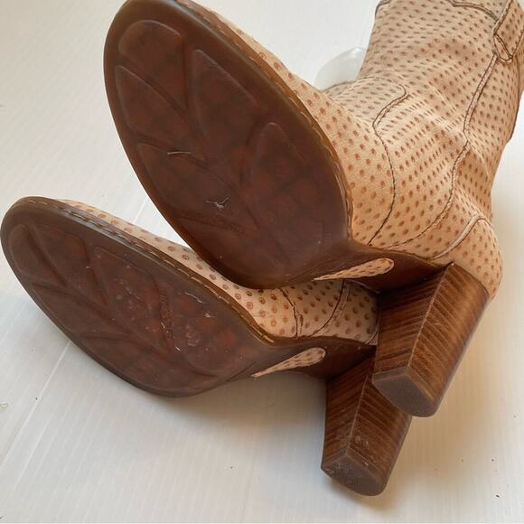 Born Genevieve polka dot stack heeled boots leather upper size 7.5 - Picture 6 of 12